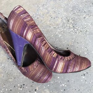 Purple pumps-The Buckle-Size 8.5